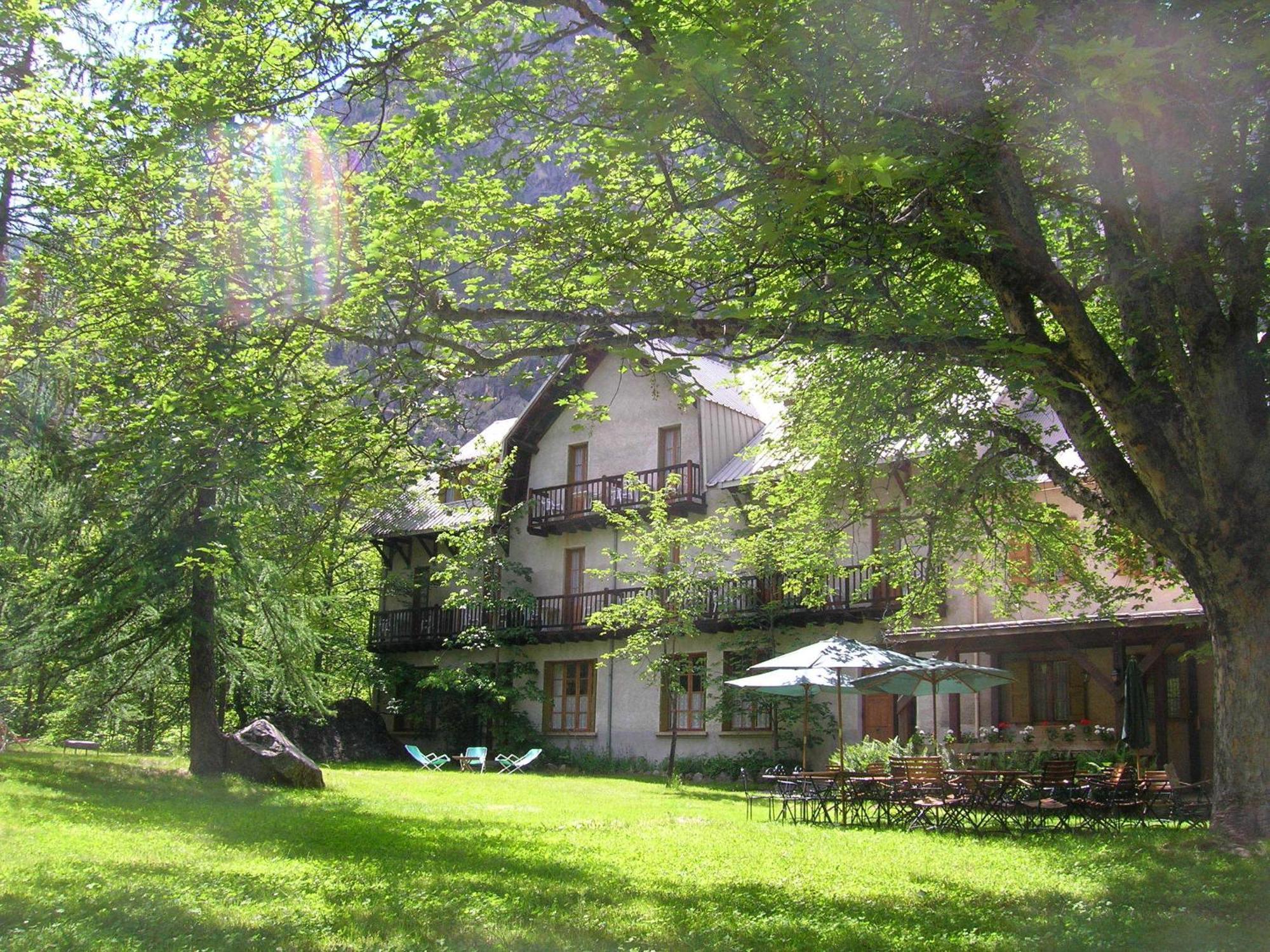 Châlet Hôtel d'Ailefroide Exterior foto